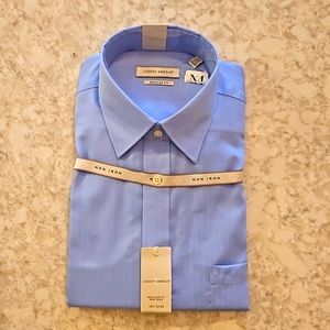 Joseph Abboud blue dress shirt non iron regular fit. 16.5 / 32-33